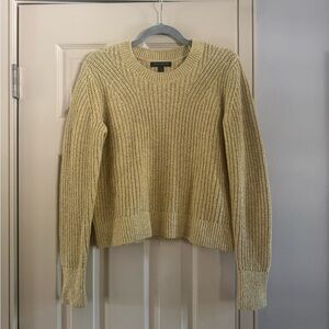 Banana Republic Women's Yellow Crewneck Ribbed Sweater